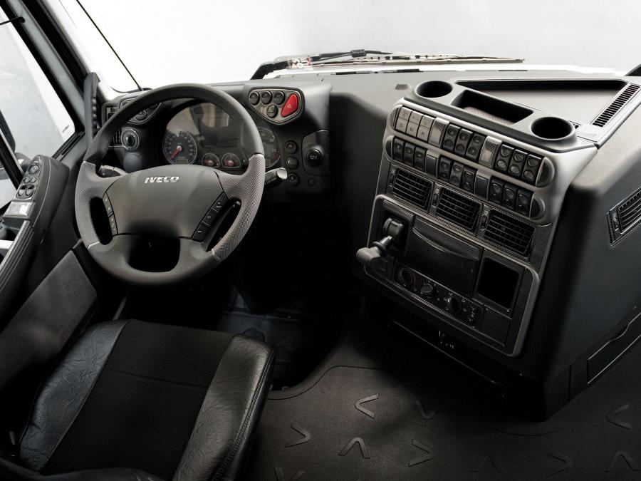  Iveco Stralis 500 25.000 4x2 2012 года  (фото 4 из 8)